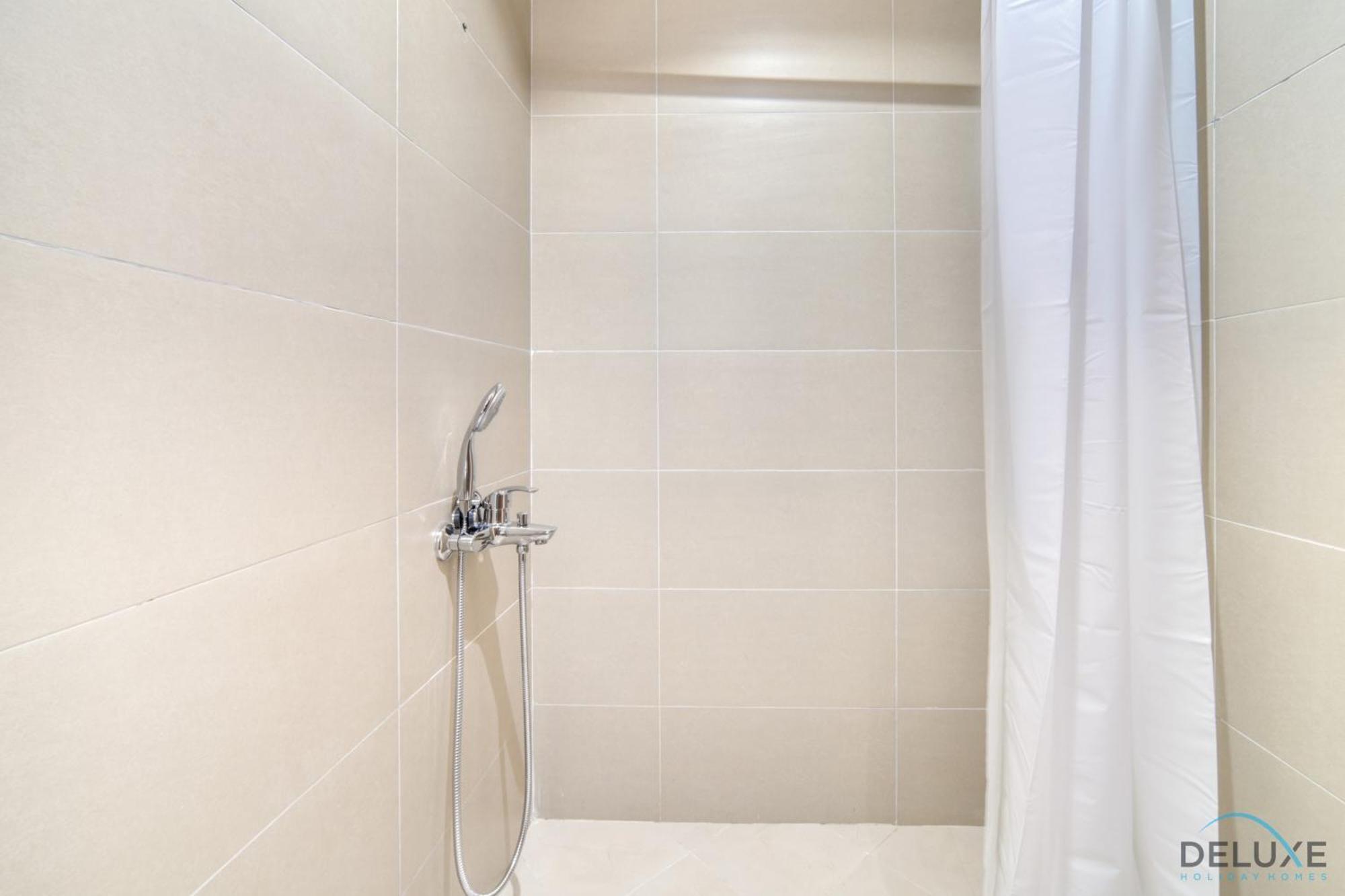 Charming 3br Townhouse With Assistant's At District 12 Jvc By Deluxe