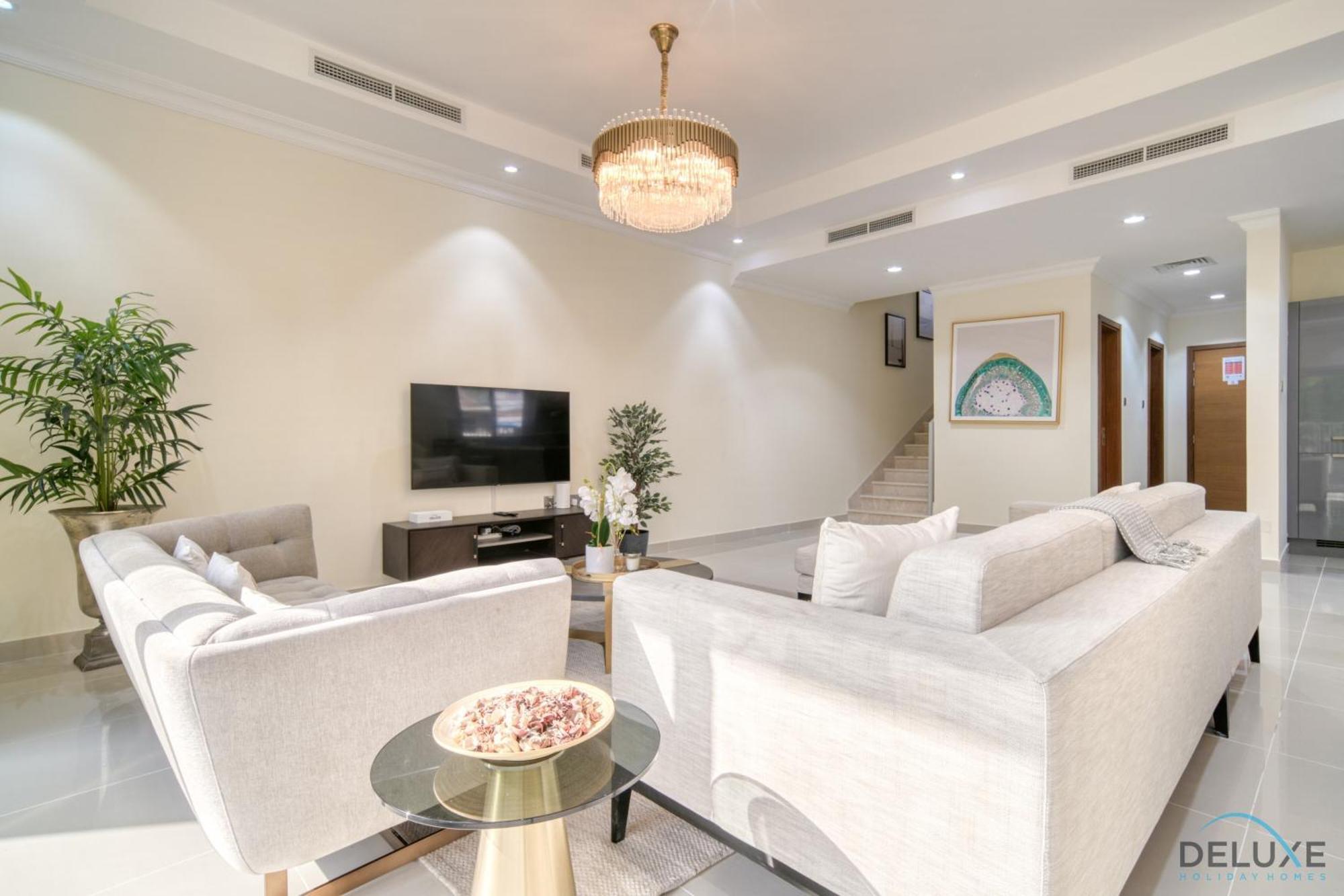 Apartment Charming 3br Townhouse With Assistant's At District 12 Jvc By Deluxe Dubai