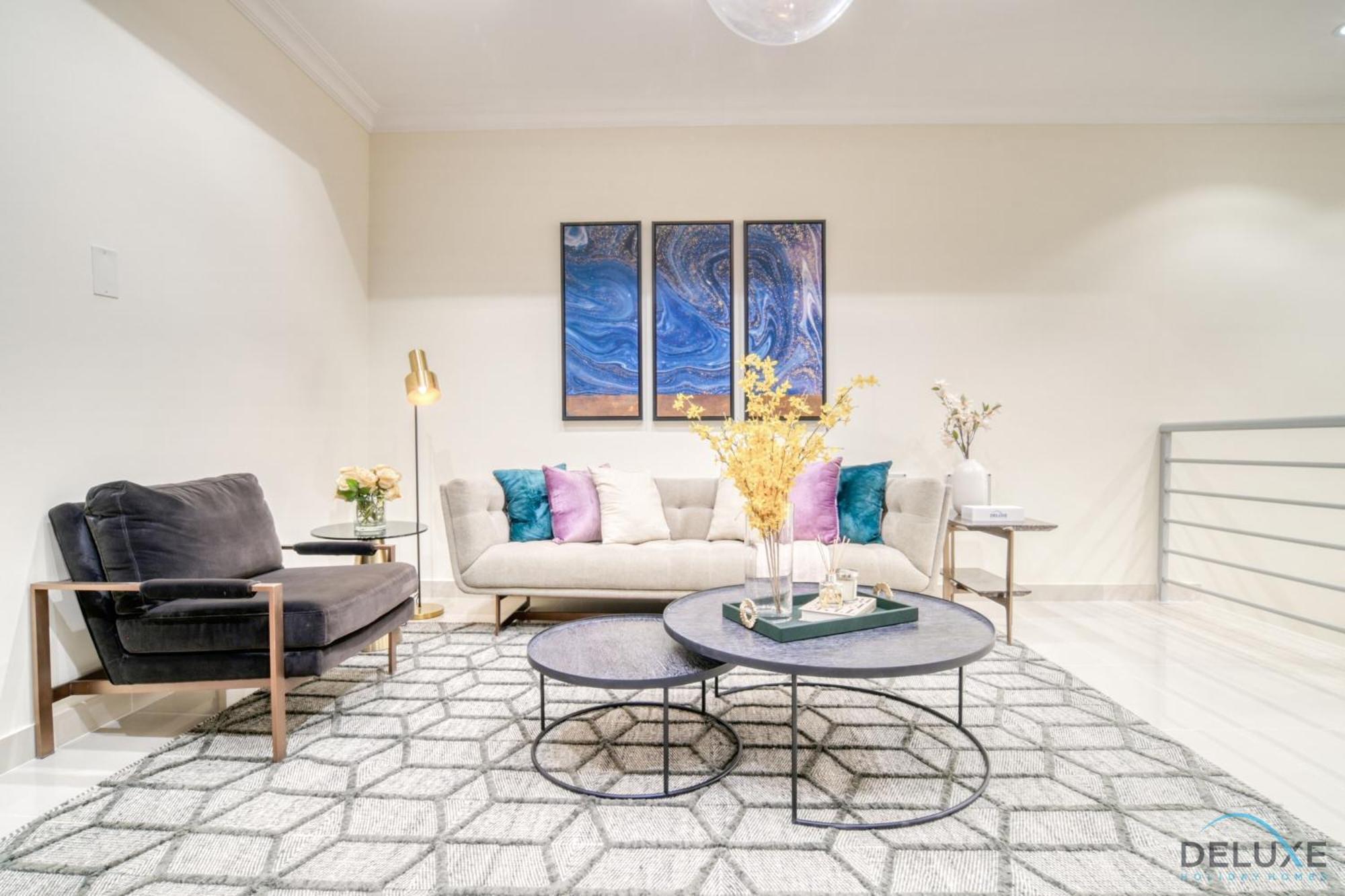 Apartment Charming 3br Townhouse With Assistant's At District 12 Jvc By Deluxe