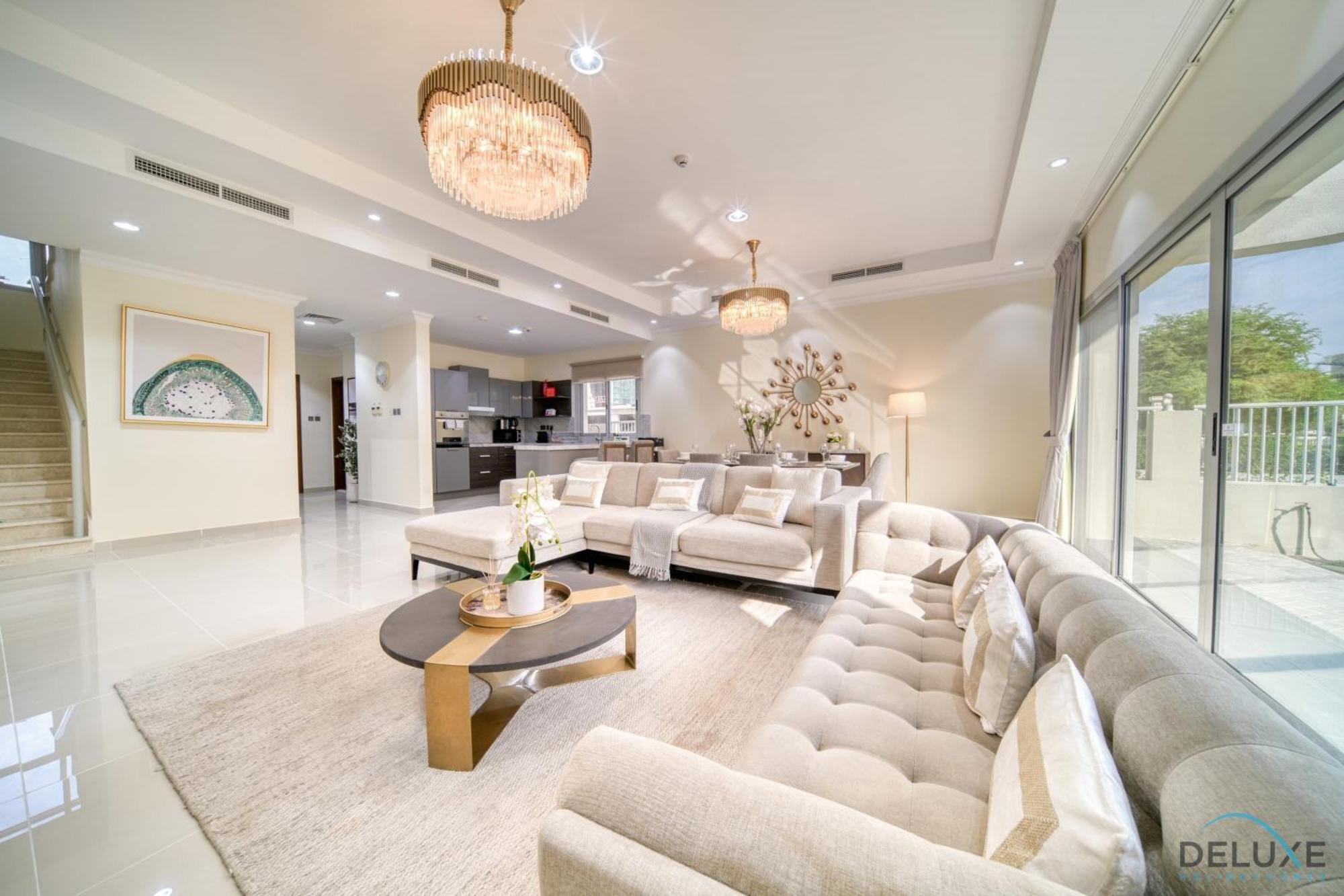 Charming 3br Townhouse With Assistant's At District 12 Jvc By Deluxe