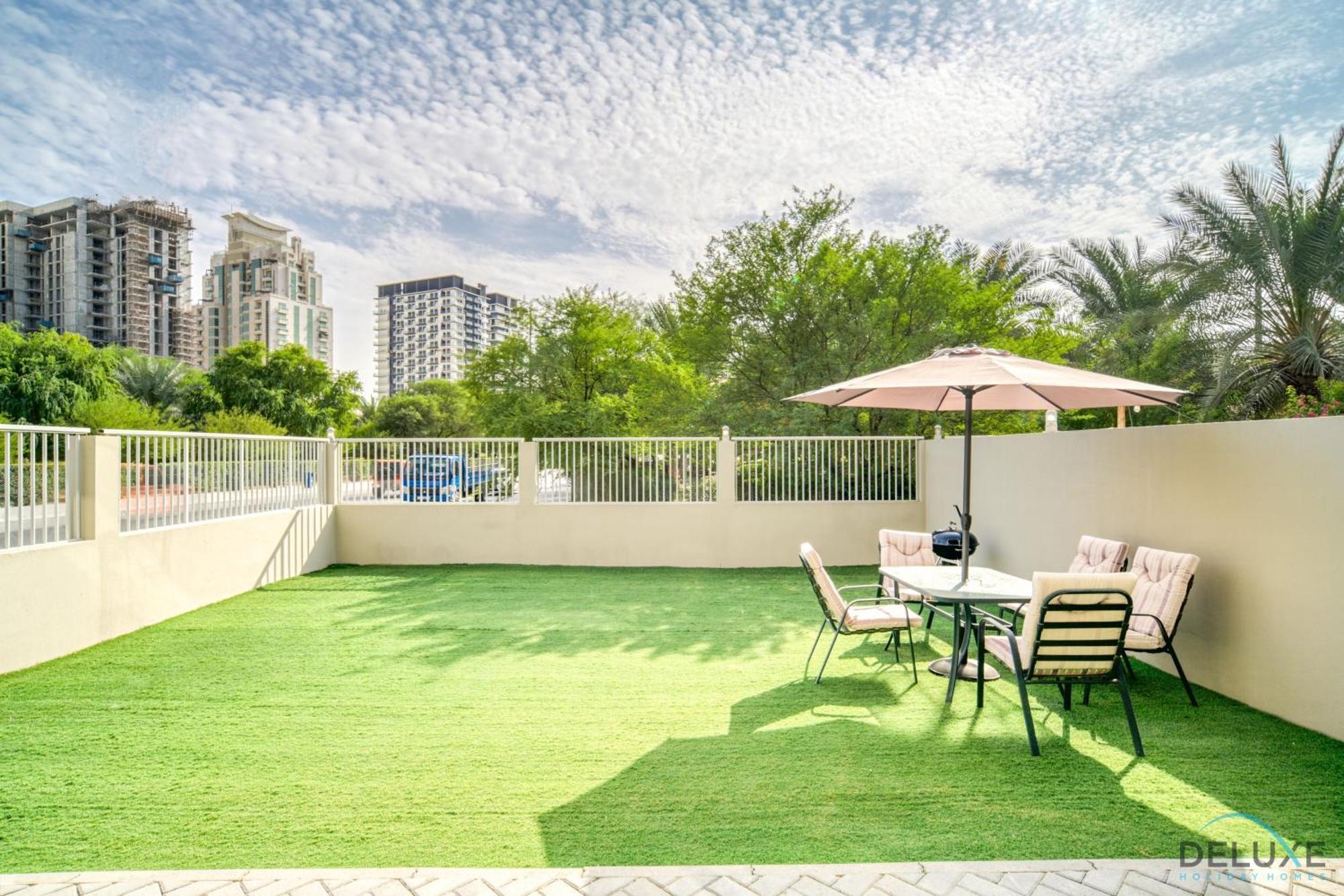 Charming 3br Townhouse With Assistant's At District 12 Jvc By Deluxe Dubai